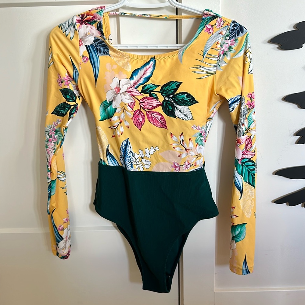 Everday Sunday Long Sleeve Swimsuit